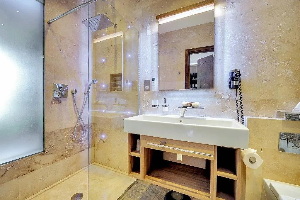 Mala Anglia Deluxe Rooms & Spa Sopot 0*,
